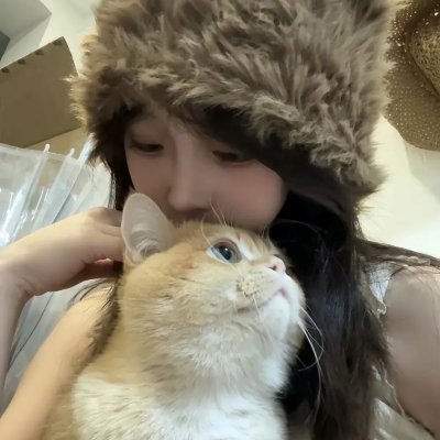 他的摩托车，她的岛